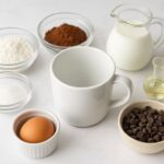 Receita de Bolo de Caneca de Chocolate no Micro-ondas ingredientes