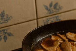 Bifanas à Moda do Porto com Molho de Cerveja Preta e Piri-Piri fervura