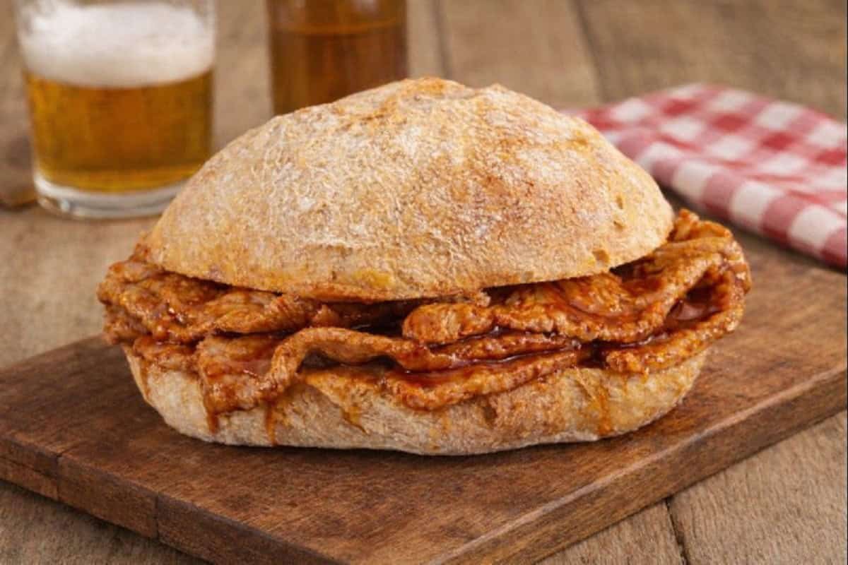 Bifanas de Vendas Novas no Pão