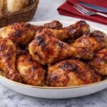 Pernas de frango na airfryer estilo assado, pele estaladiça