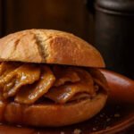 Bifanas, o guia definitivo com receitas, molho, pão e truques de tasca